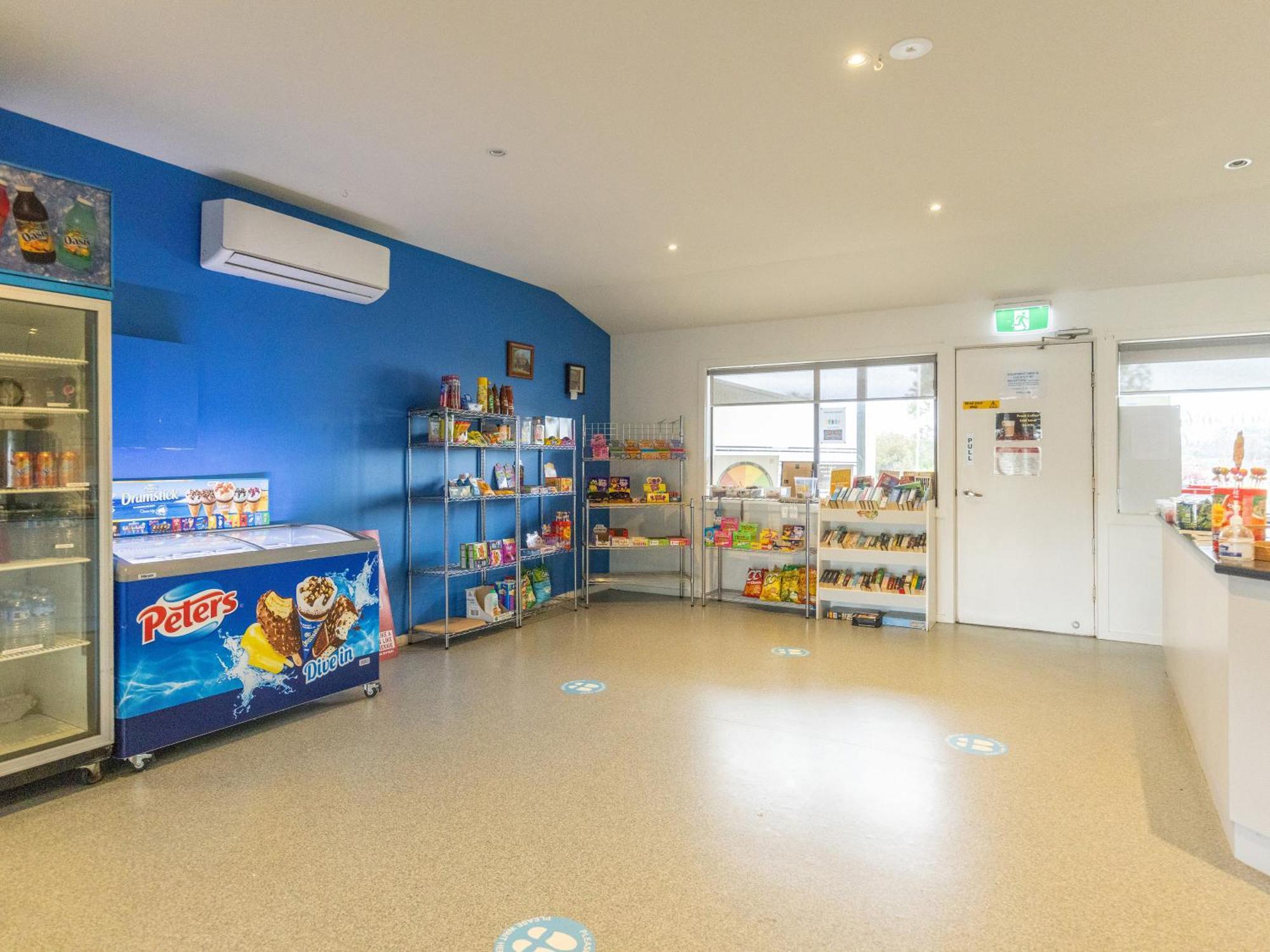 Nrma Warrnambool Riverside Holiday Park Eksteriør billede