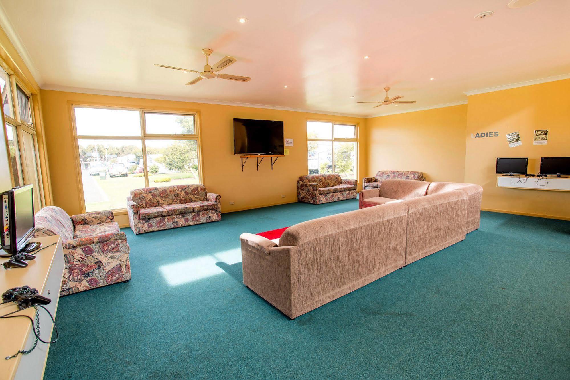 Nrma Warrnambool Riverside Holiday Park Eksteriør billede